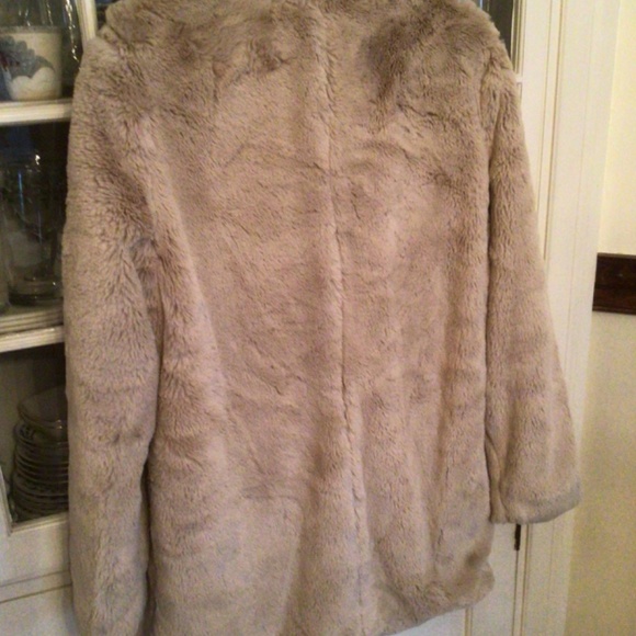 HP💝Lucky Brand Women’s Faux Fur Jacket in khaki size medium - Picture 4 of 8